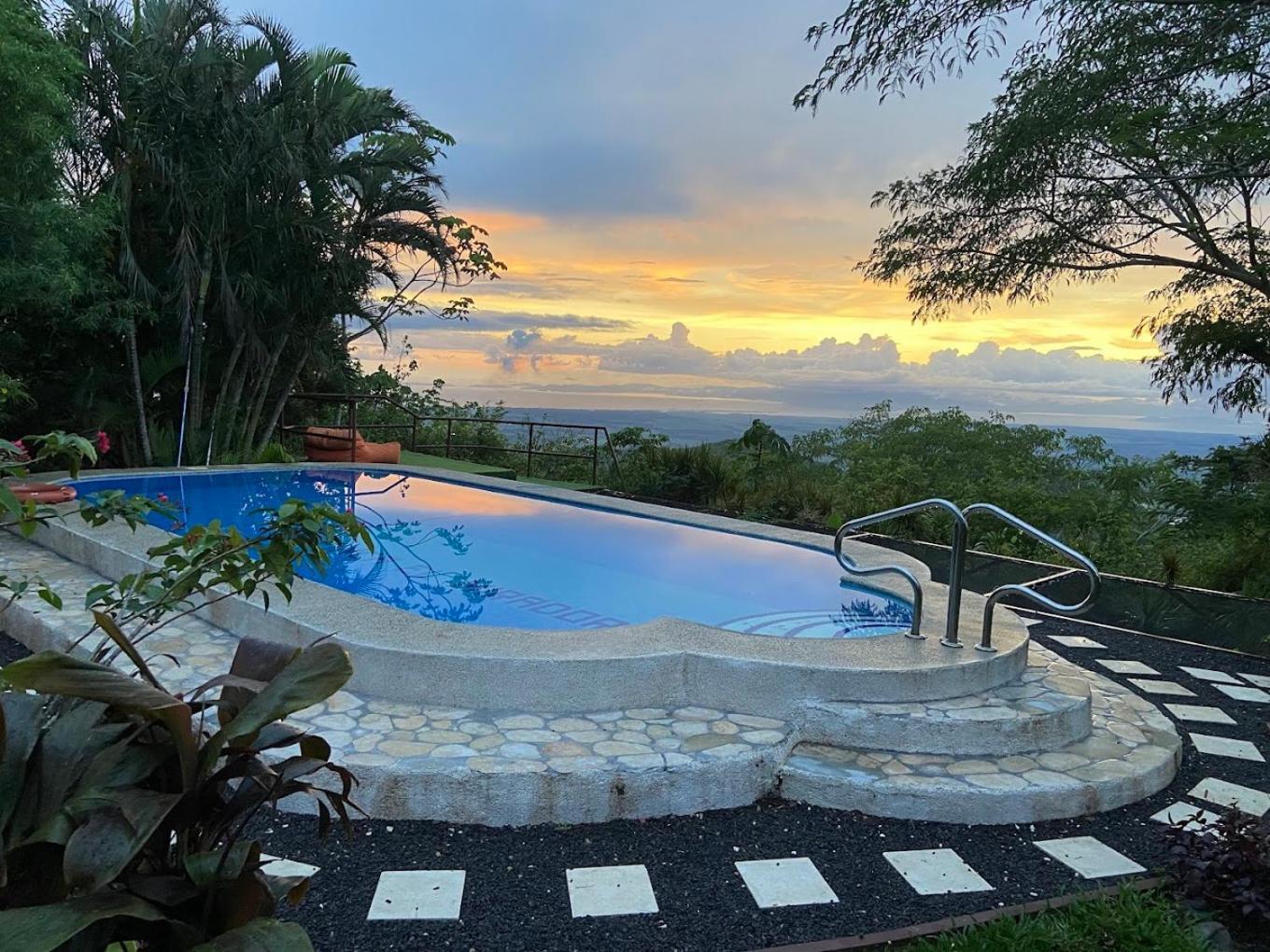 Tajo Alto Lodge Mirador - Great Swimming Pool - Kitchen - Bbq - Netflix מראה חיצוני תמונה