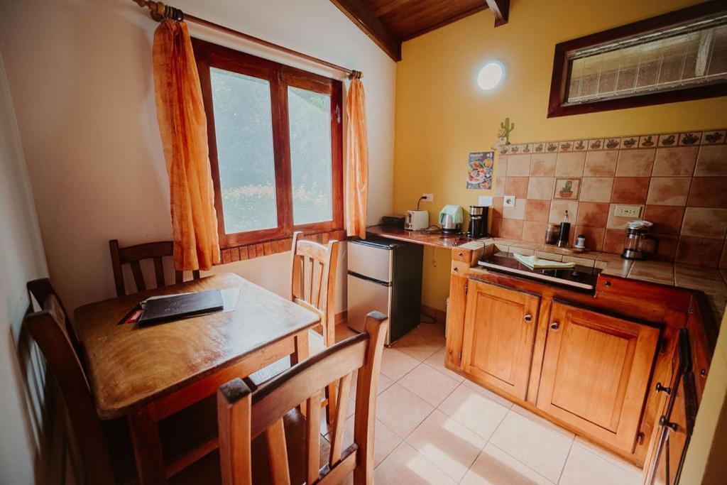 Tajo Alto Lodge Mirador - Great Swimming Pool - Kitchen - Bbq - Netflix מראה חיצוני תמונה