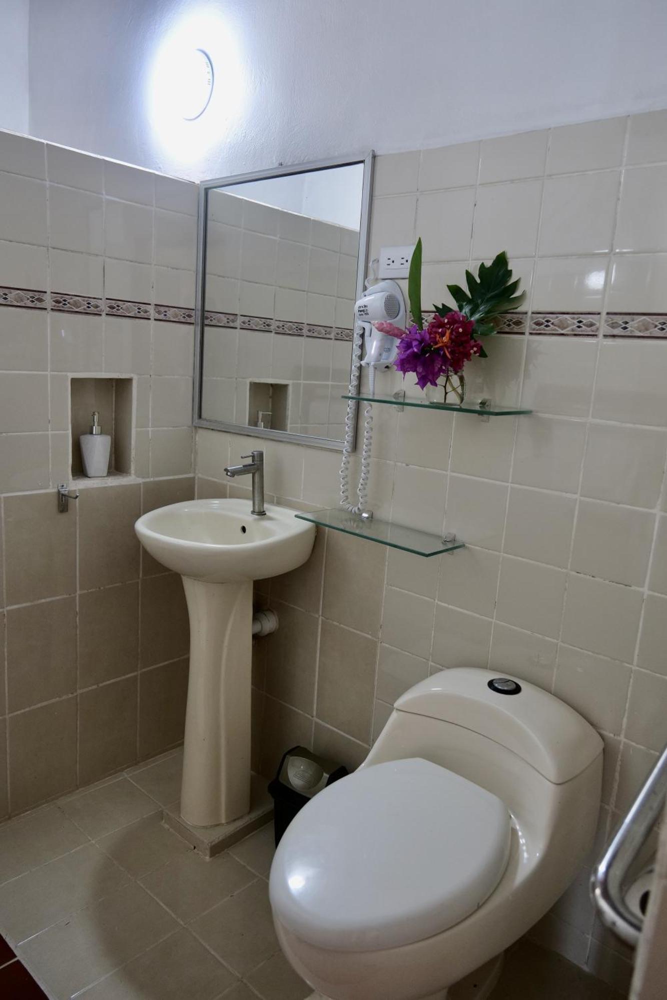 Tajo Alto Lodge Mirador - Great Swimming Pool - Kitchen - Bbq - Netflix מראה חיצוני תמונה